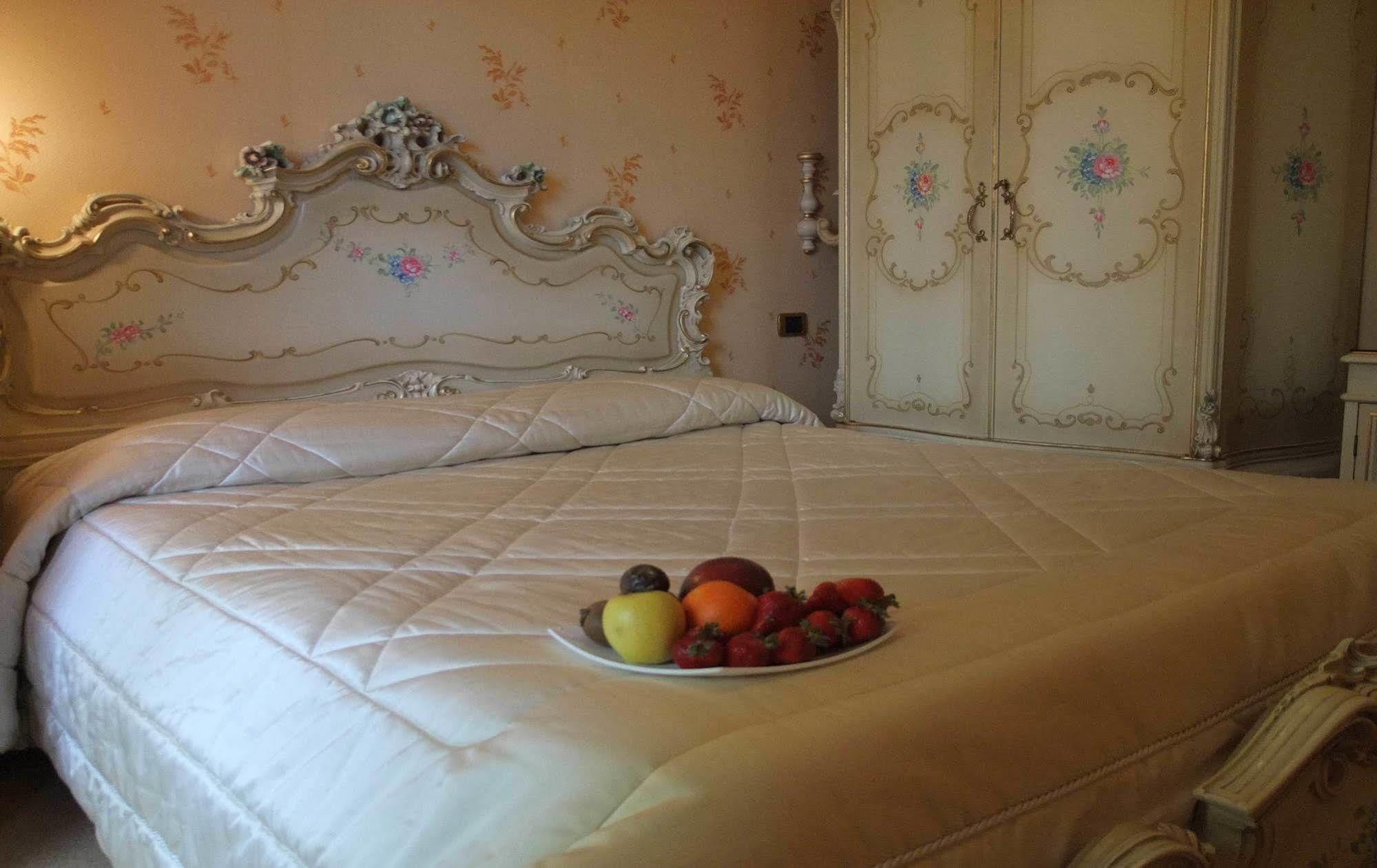 Hotel Imperiale Terzigno Екстериор снимка